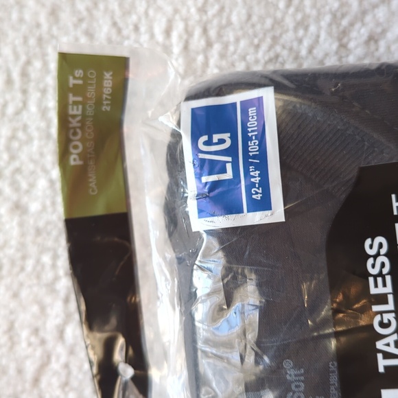 Hanes 4-pack tagless pocket t-shirts short sleeve - Picture 2 of 6